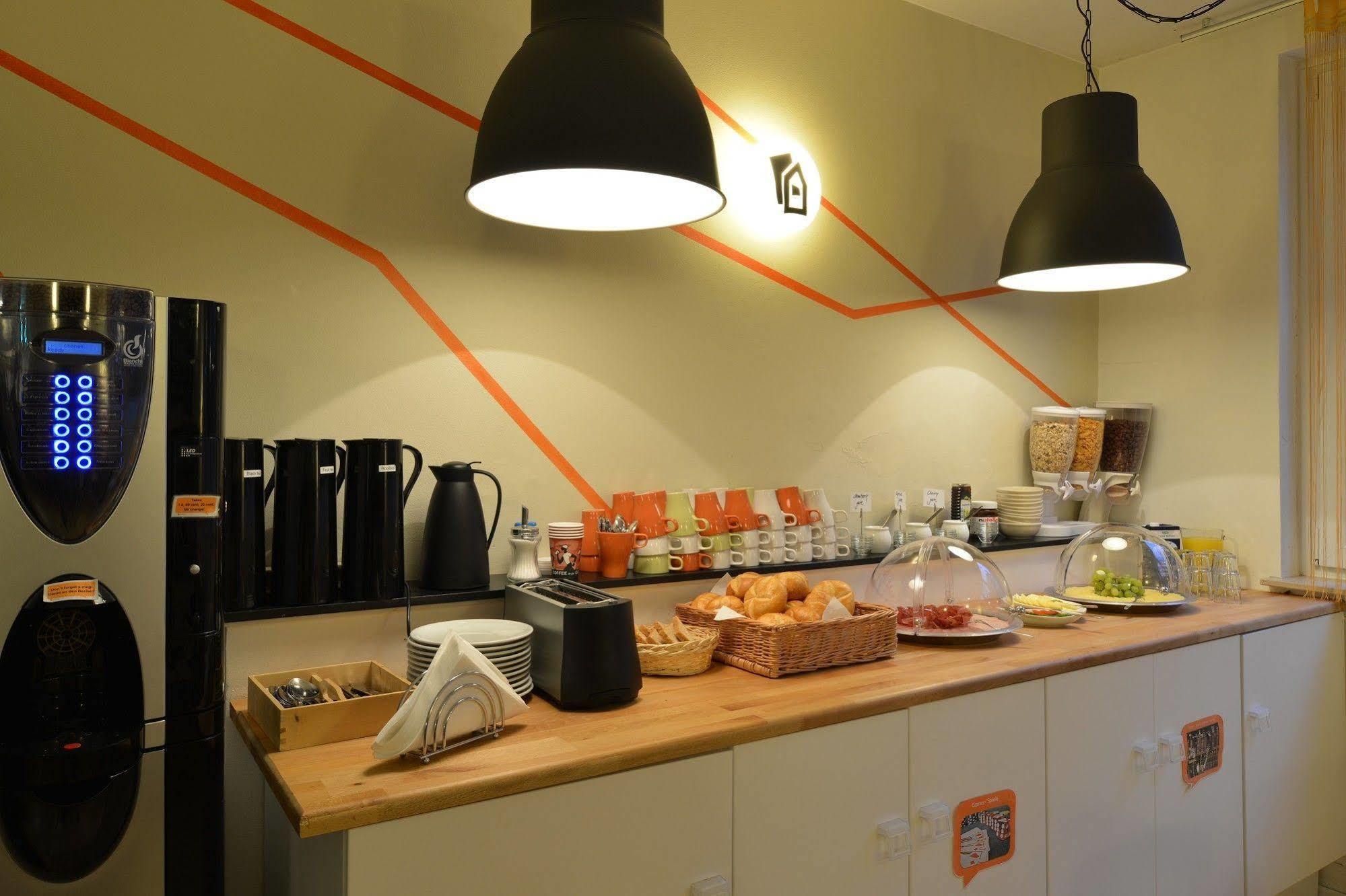 Townside Hostel BRE Eksteriør bilde
